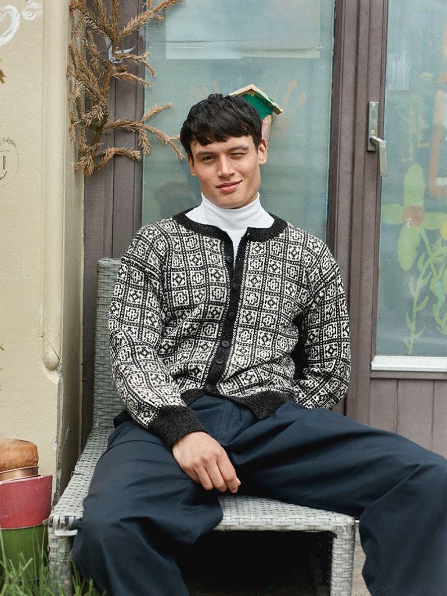 Sandnes Garn Tema 75 No. 7 – Nøstebu cardigan men