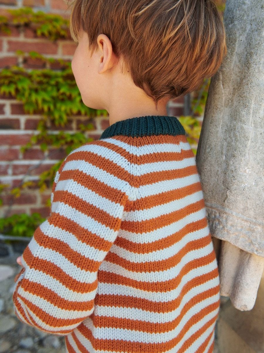 Sandnes Garn 2408 No. 3 – South Sweater Junior