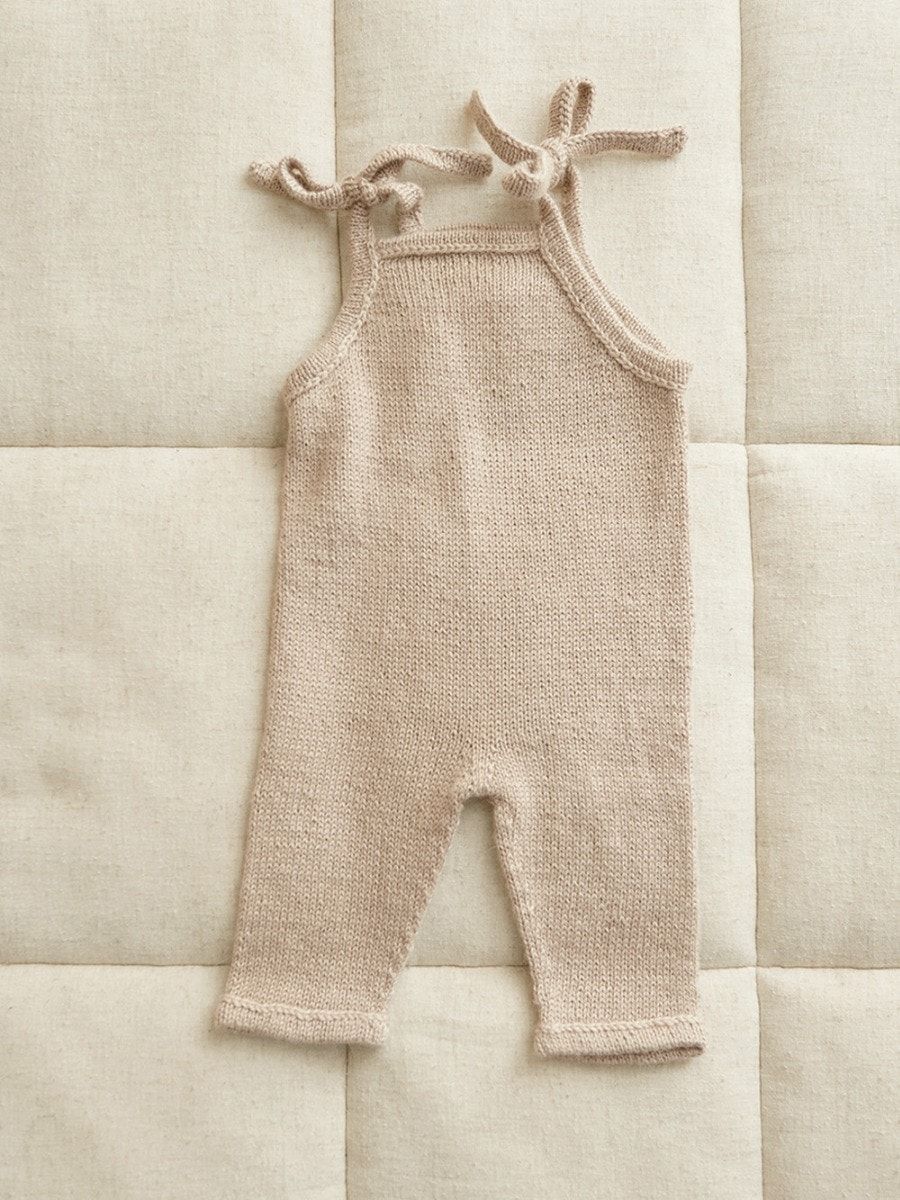 Sandnes Garn 2413 No. 7 – Bunny Pants Baby