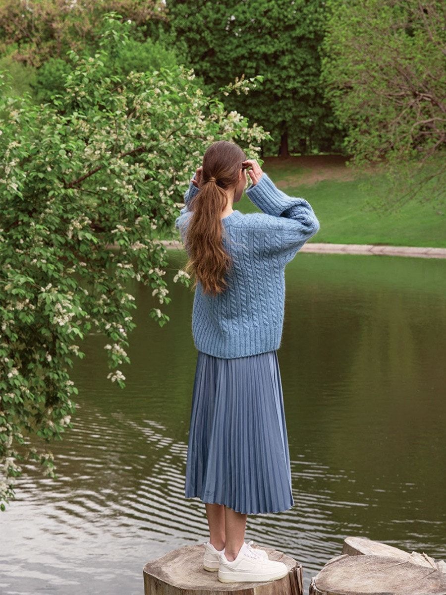 Sandnes Garn 2210 No. 8 – Bonnie cable sweater
