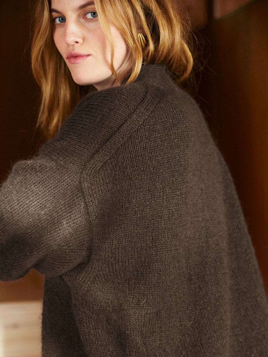 Sandnes Garn 2409 No. 10 – Agnes Cardigan