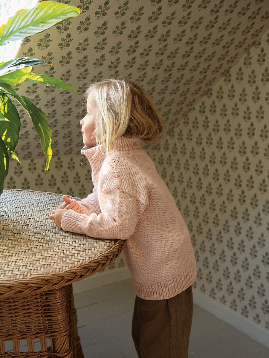 Sandnes Garn 2501 No. 8 – Matthew Sweater