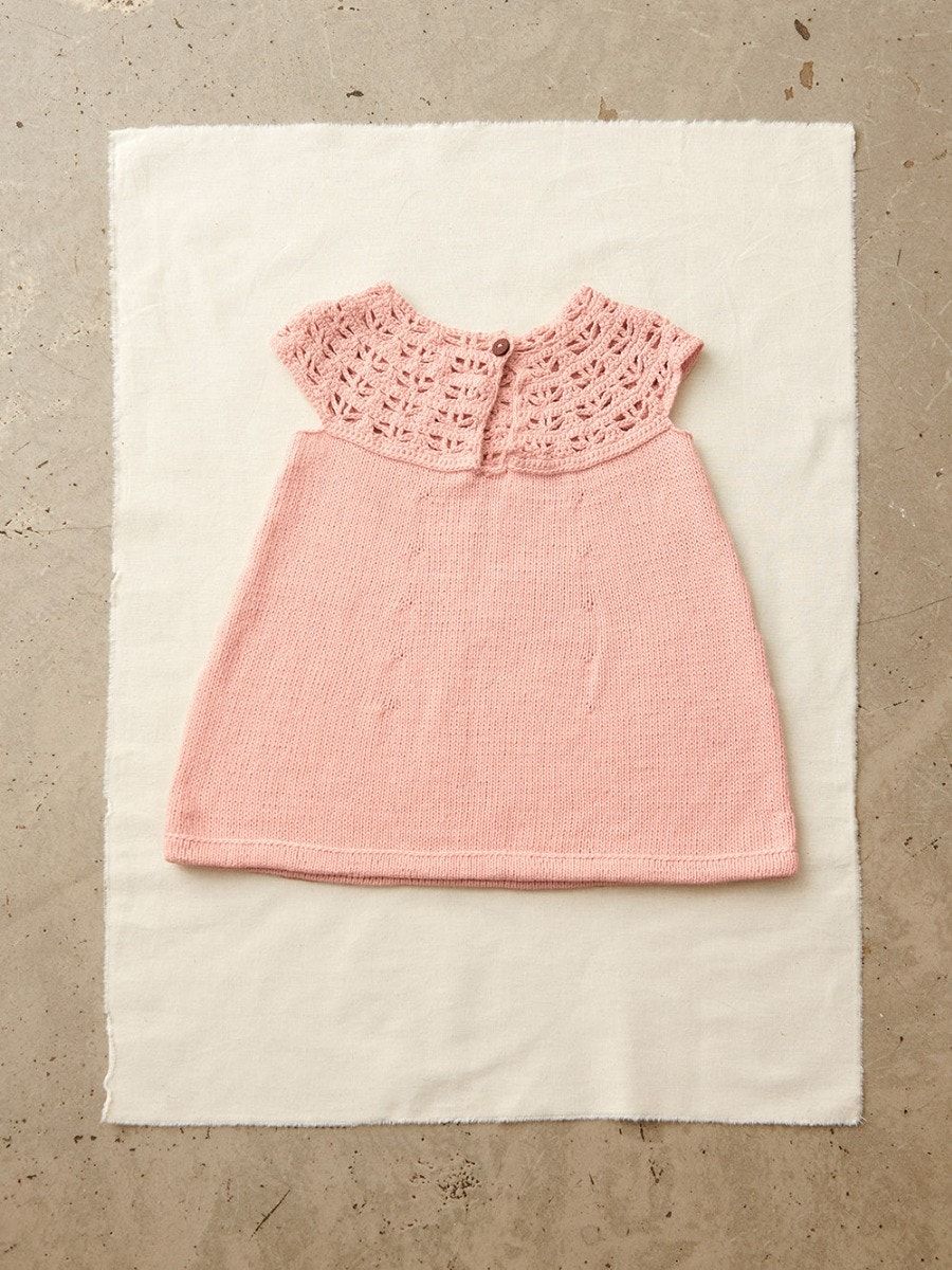 Sandnes Garn 2505 No. 4 – Indy Dress Baby