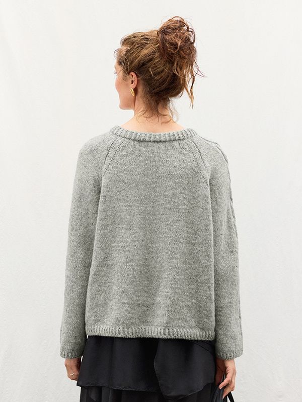 Sandnes Garn 2606 No. 10 – Laura Sweater