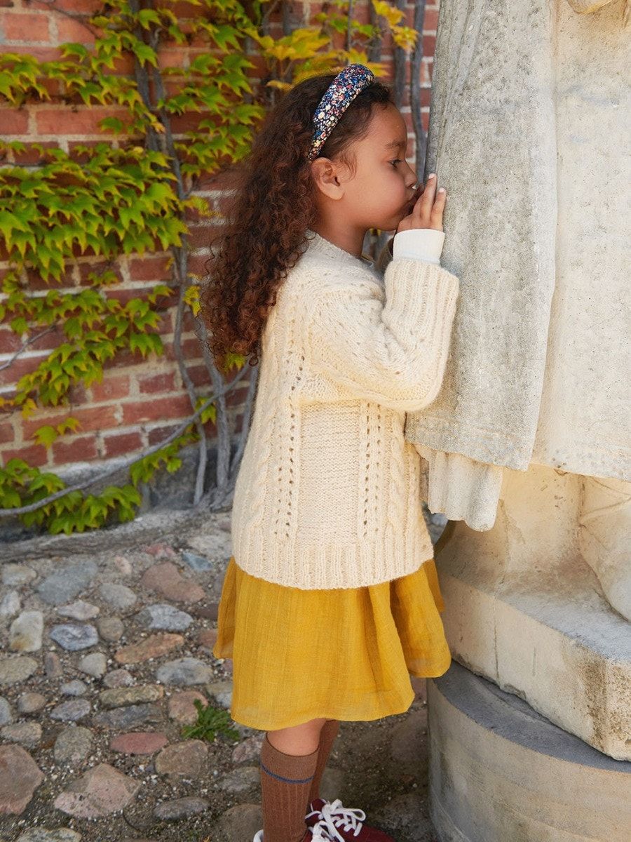Sandnes Garn 2408 No. 4 – Cornelia Cardigan Junior