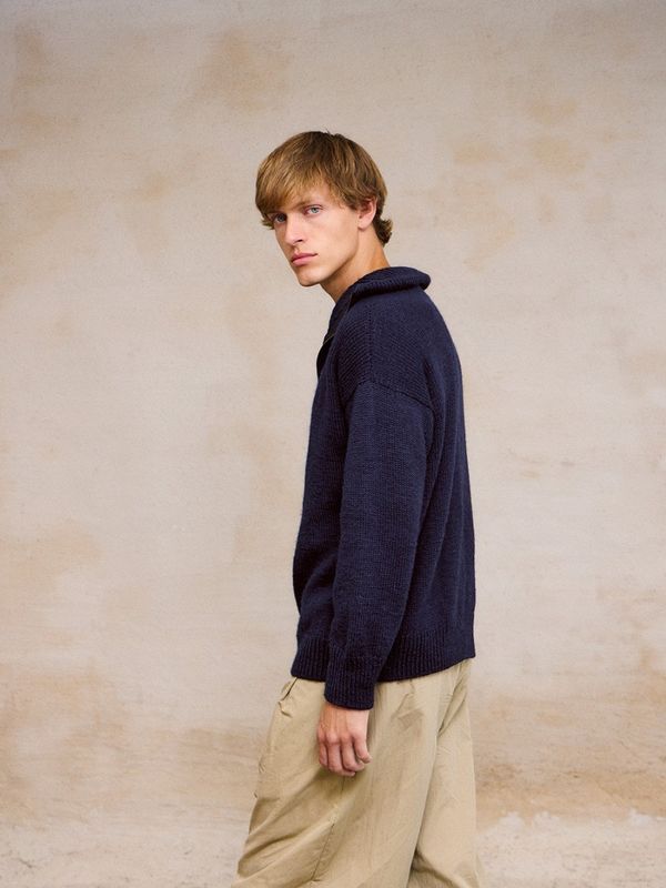 Sandnes Garn 2412 No. 4 – Matthew Sweater Man