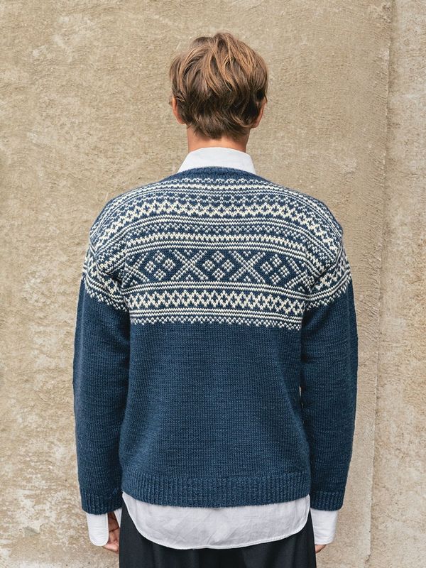 Sandnes Garn 2510 No. 7 – Setesdal cardigan men