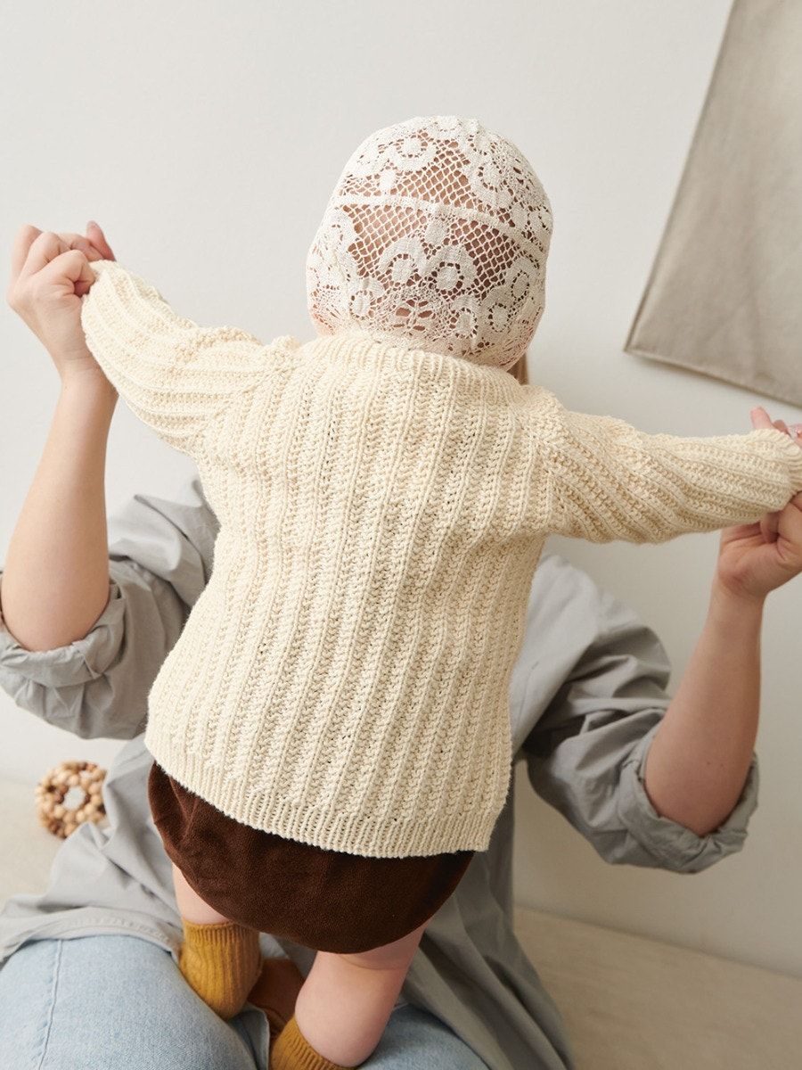 Sandnes Garn 2505 No. 6 – Ellis Cardigan Baby
