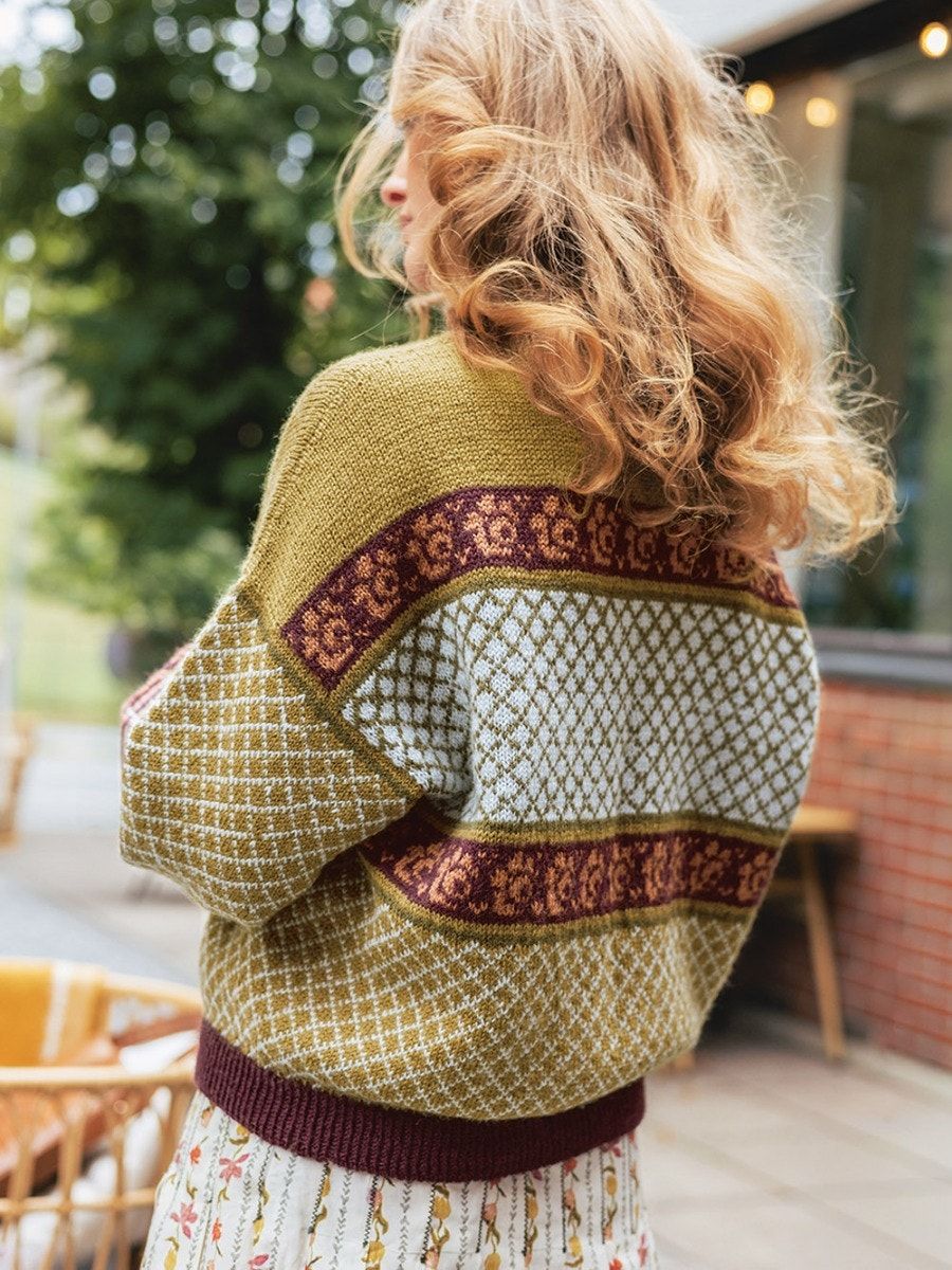 Sandnes Garn 2510 No. 1 – Blome ladies sweater