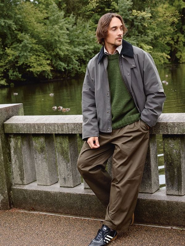 Sandnes Garn 2513 No. 5 – Damian Sweater Man