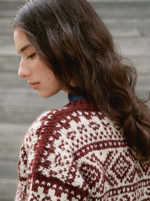 Sandnes Garn Tema 74 No. 4 – Classic marius ladies