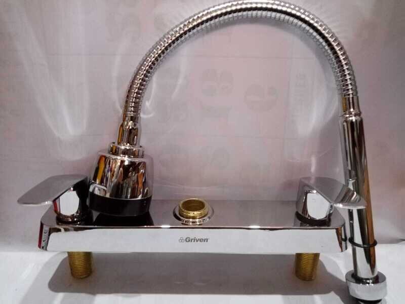 GRIFERÍA Y TUBERÍA: Mezcladora para lavatrastos grifo flexible