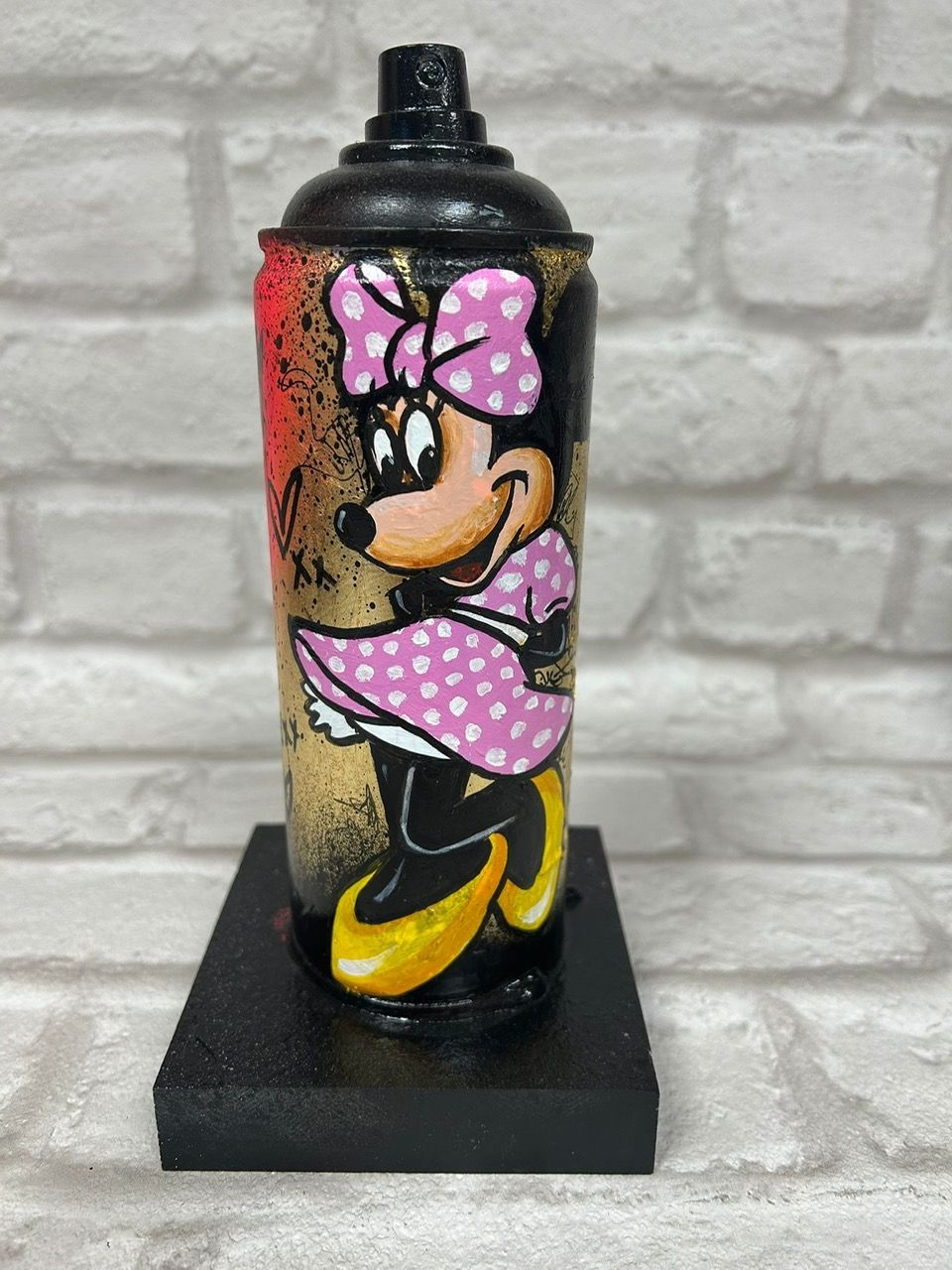 'Minnie' - Spray Can Art