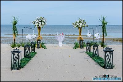 Lanterns Of Love Beach Wedding Package