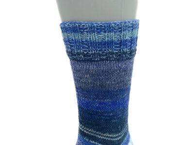 Gestrickte Socken, Größe 44/45, Blau