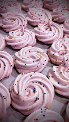 Fairy Meringue Kisses