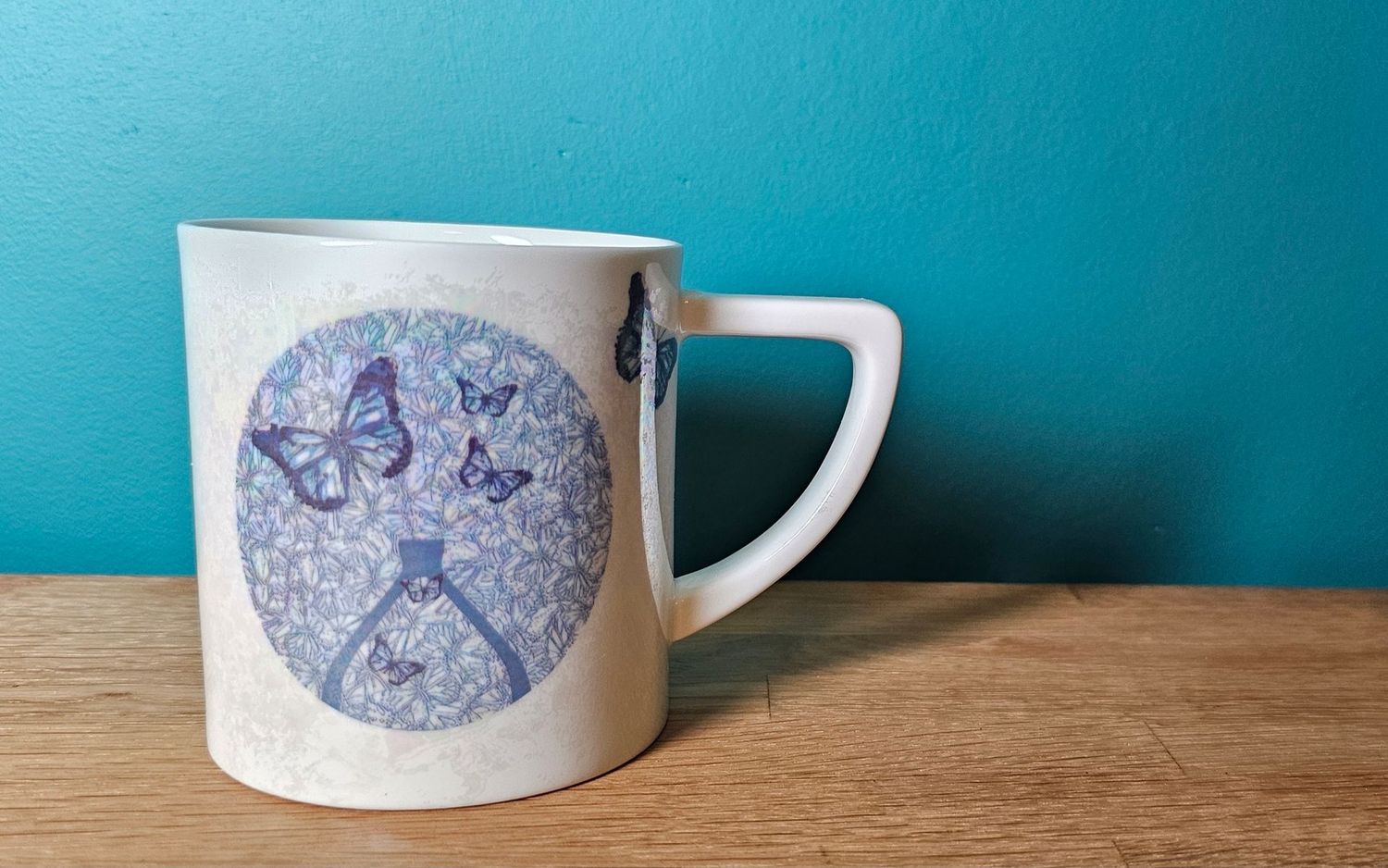 *New Edition Blue Butterfly & Bottle kiln pearl mug/coaster