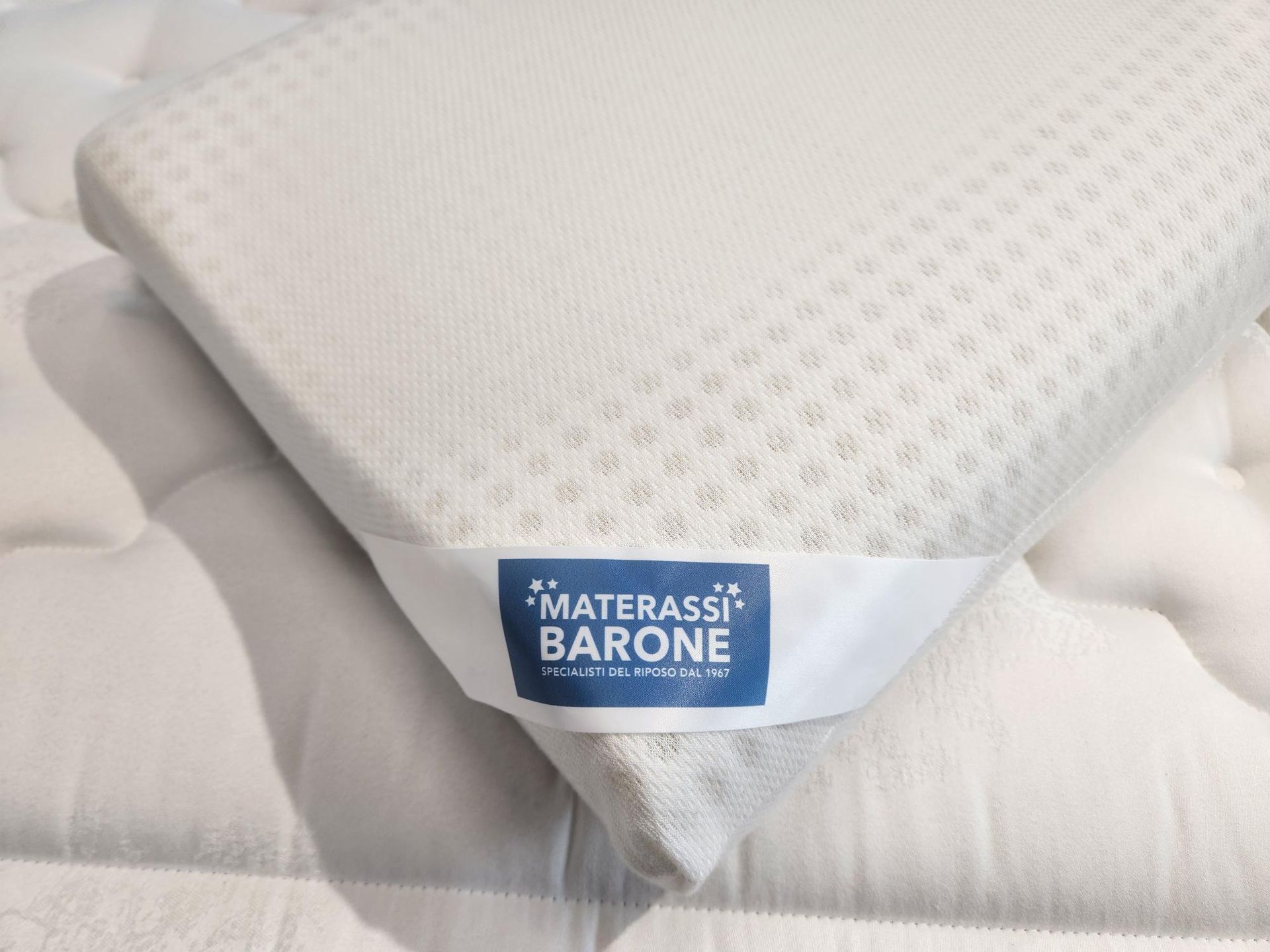 CUSCINO ORTO CERVICALE MILLE FORI