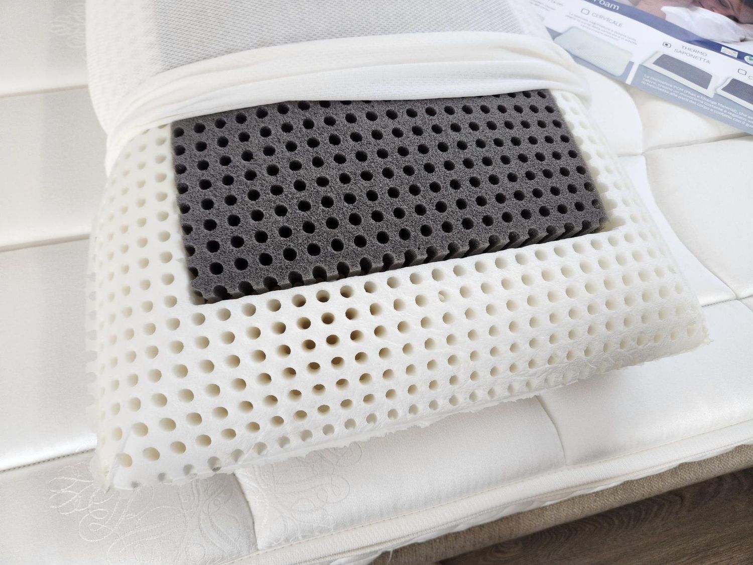 Barone Cuscino in memory foam con inserto super traspirante Saponetta 42x72 cm