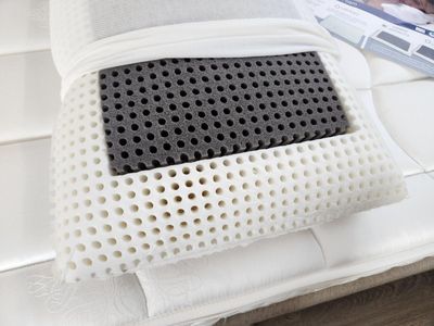 Barone Cuscino in memory foam con inserto super traspirante Saponetta 42x72 cm Barone Cuscino in memory foam con inserto super traspirante Saponetta 42x72 cm