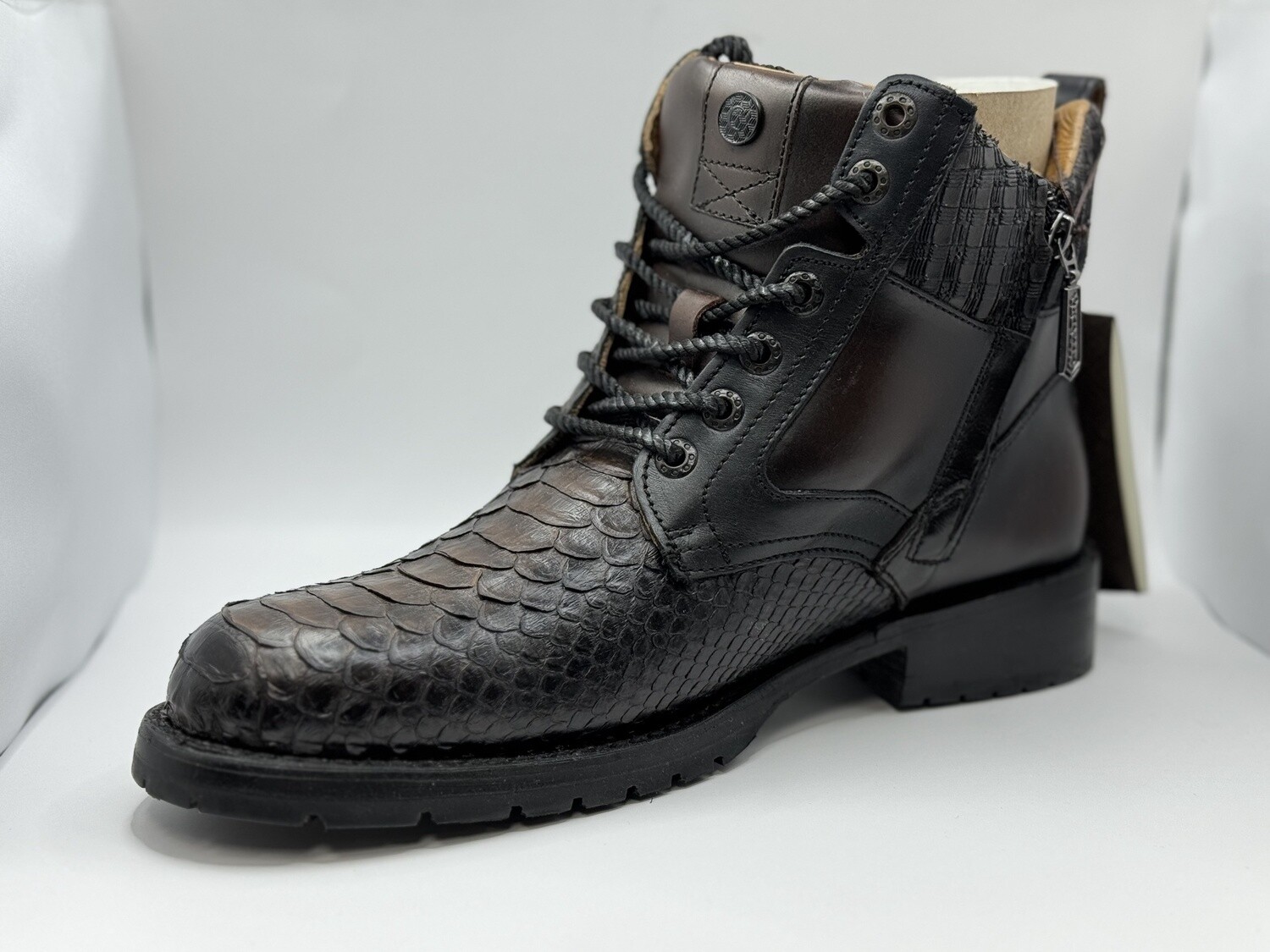 Cuadra Dark Brown Python Round Toe