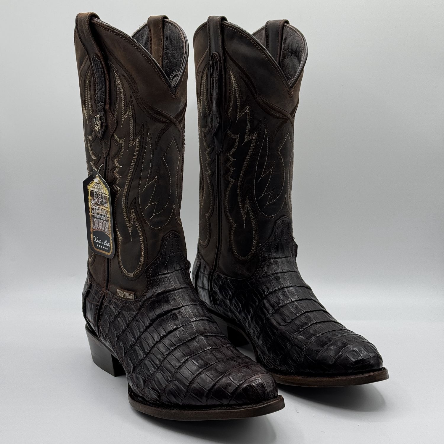 Caiman Dark Brown  Round Toe E07