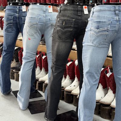 Pantalon Oggi Slim Straight Jeans