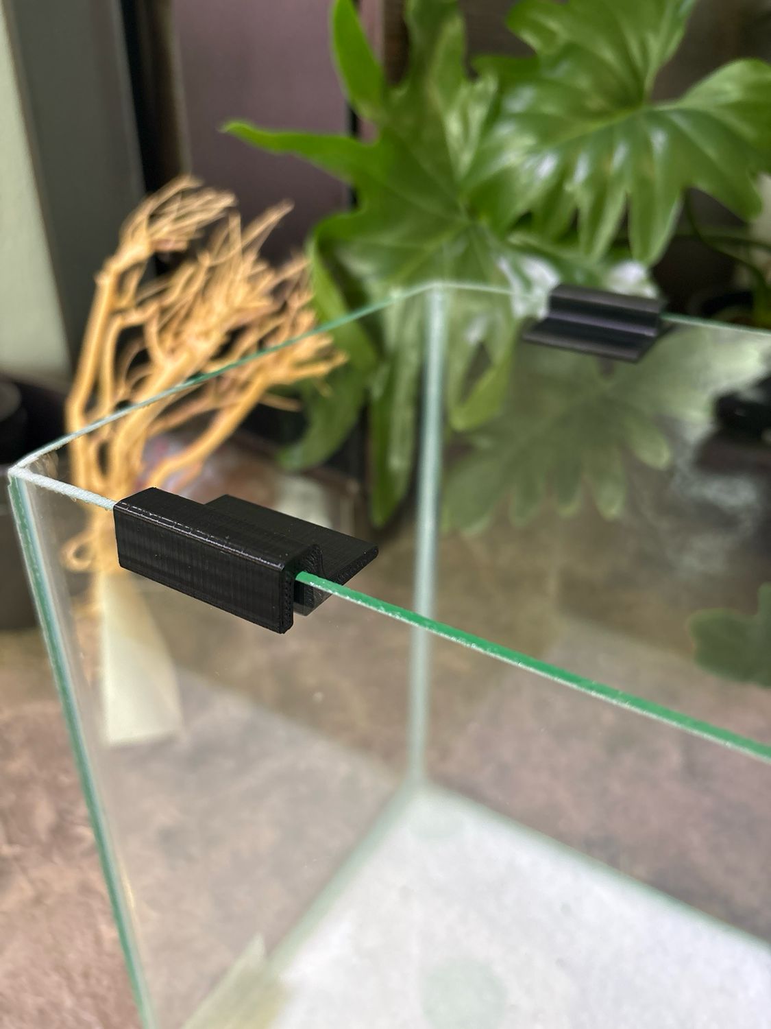 Black Aquarium Lid Clips (4pcs)