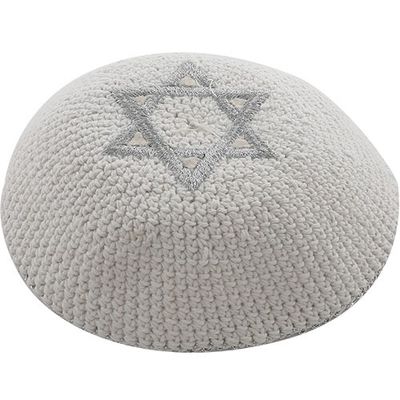 Kippah Knitted White with Silver Magen David 17cm