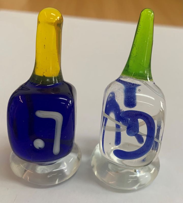 Dreidel - Glass with Stand