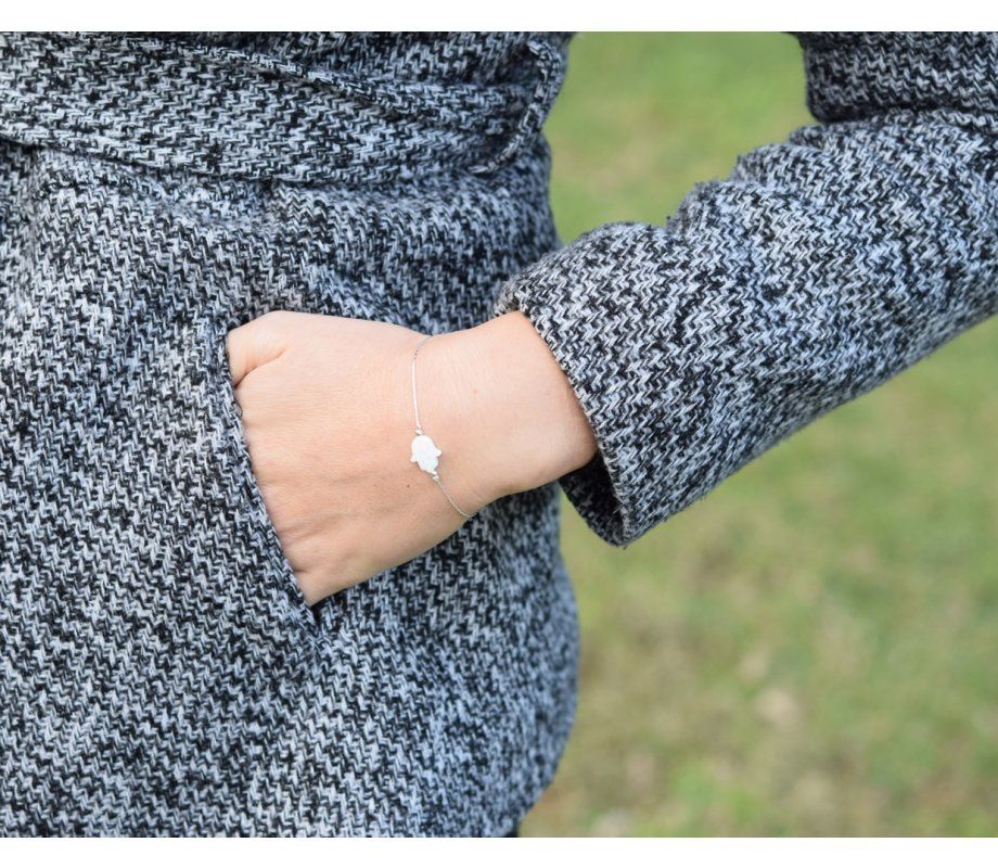 Bracelet Sterling Silver White Opal Hamsa