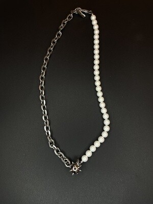 Spike Ball Pearl Necklace