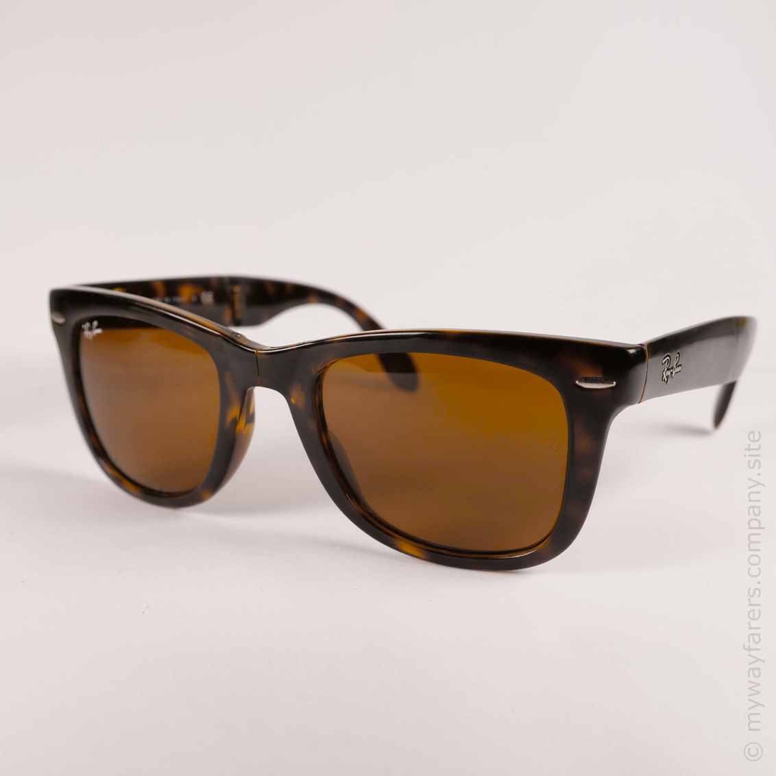 1 Black PLA Bridge (Replacement Part for Ray Ban Folding Wayfarer RB 4105).