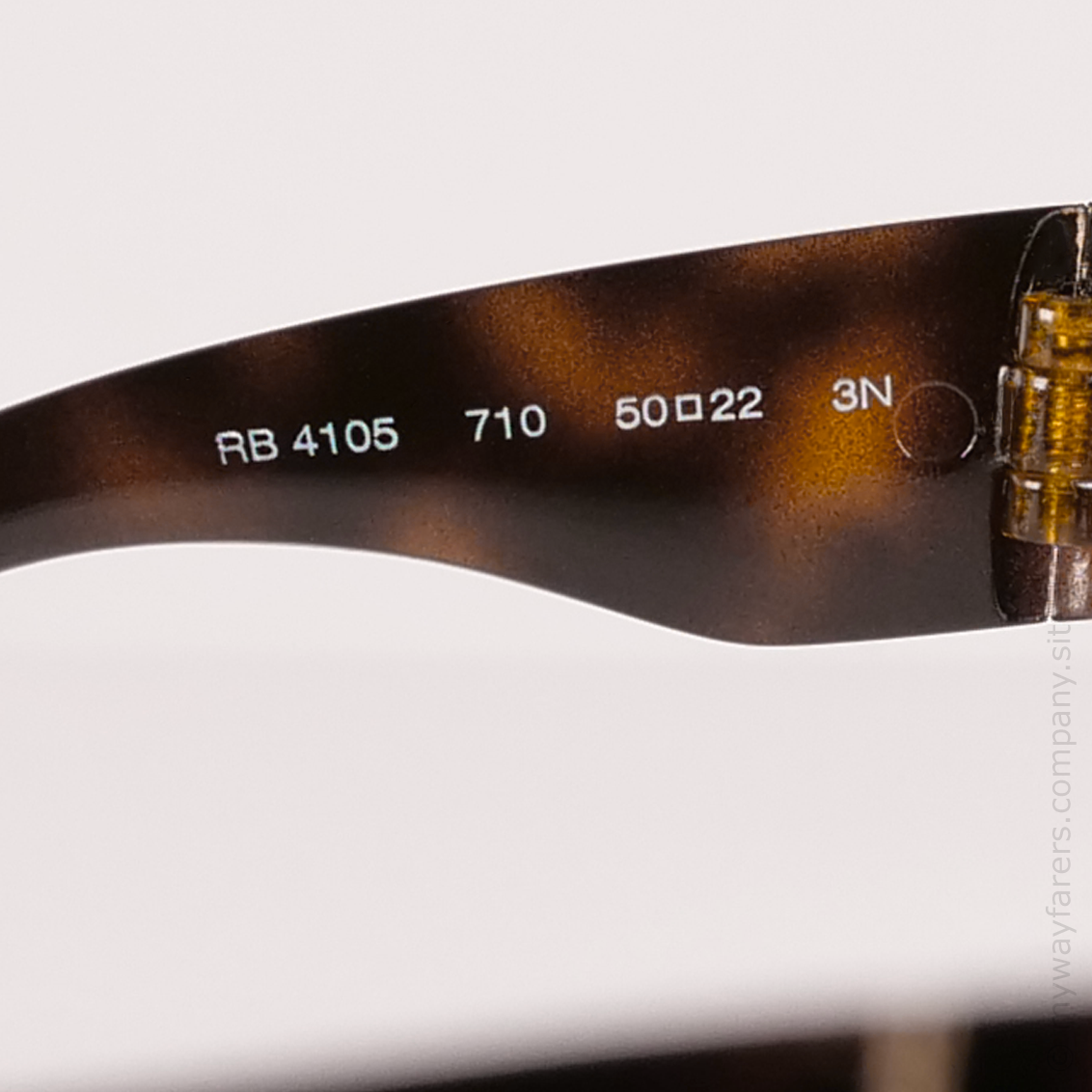 1 Black PLA Bridge (Replacement Part for Ray Ban Folding Wayfarer RB 4105).