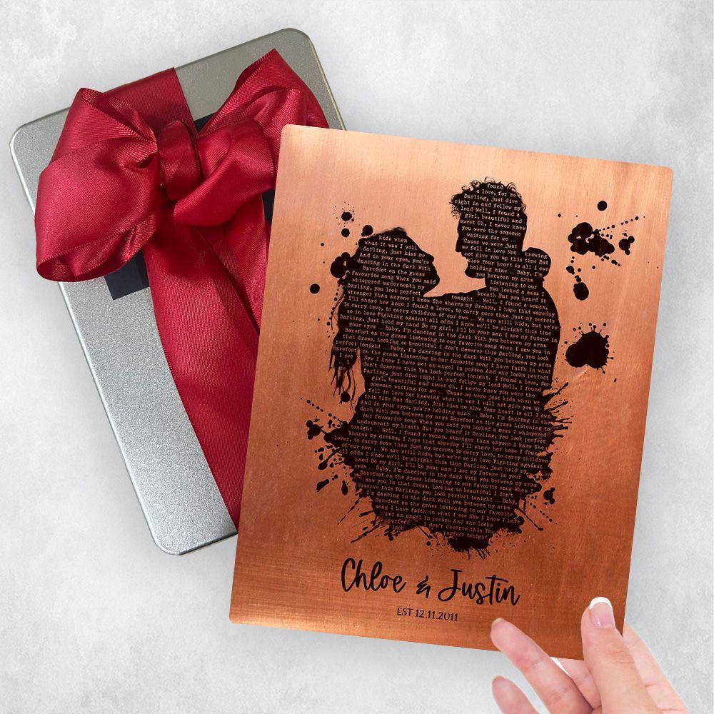 Copper Couple Silhouette 7th Anniversary Gift Delivery Box Gift for Couple TOY-1863