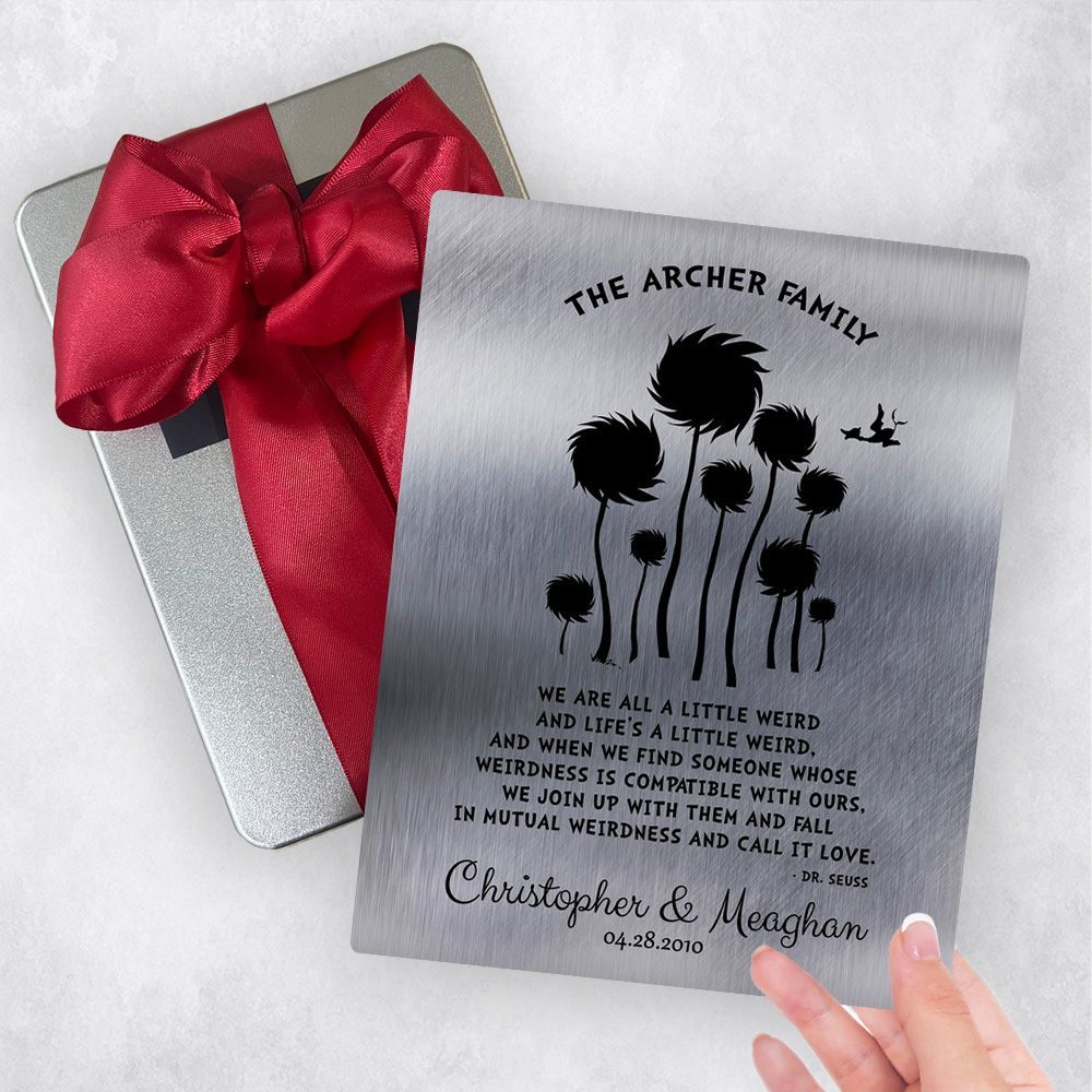 Tin Cypress Tree 10th Anniversary Gift Delivery Box Gift for Couple TOY-1469