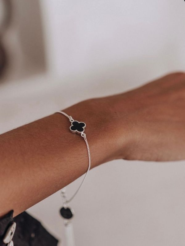 ISLAND SOUL Clover Tassel Bracelet with Black Onyx, Silver 925