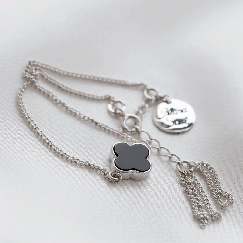ISLAND SOUL Clover Tassel Bracelet with Black Onyx, Silver 925