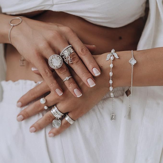 ISLAND SOUL Clover Tassel Bracelet with White Mother-of-Pearl, Silver 925
