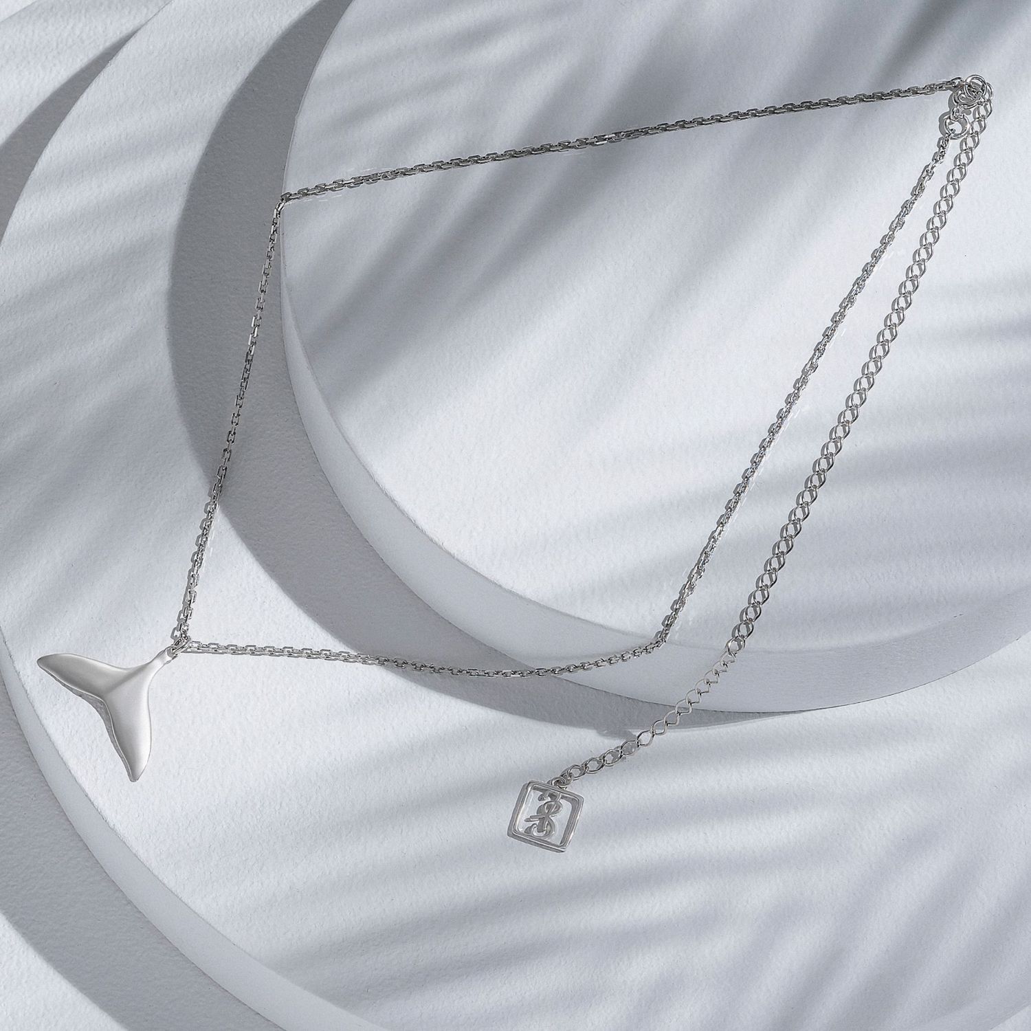 ISLAND SOUL Whale Tail Necklace, Silver 925