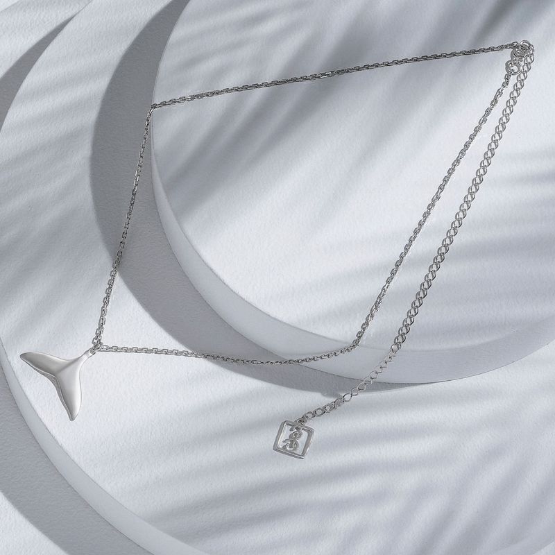 ISLAND SOUL Whale Tail Necklace, Silver 925
