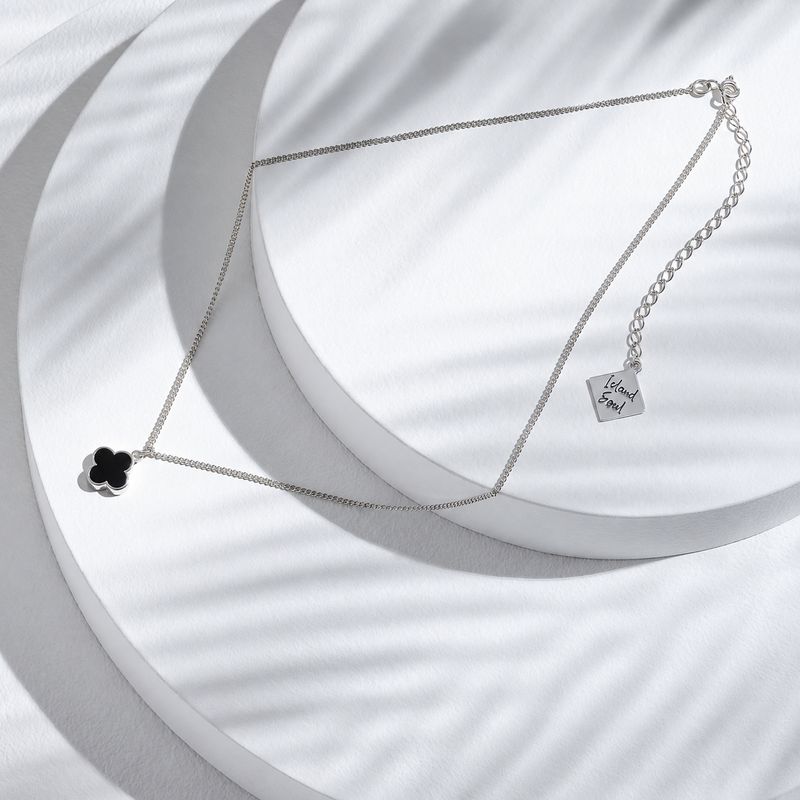 ISLAND SOUL Clover Pendant with Black Onyx, Silver 925