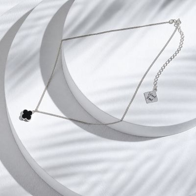 ISLAND SOUL Clover Pendant with Black Onyx, Silver 925