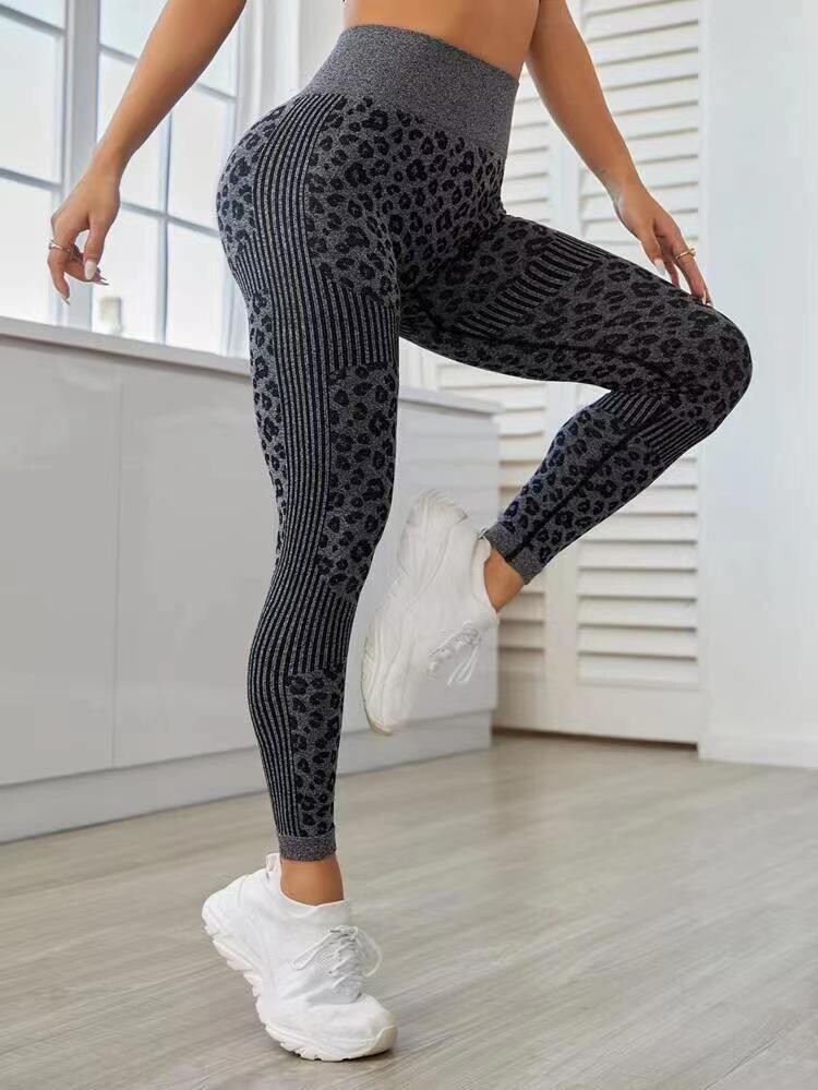 Seamless Cheetah Yoga Pants Tight High Waist Hip Moisture Absorption, Color: Dark grey, Size: S