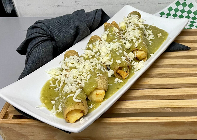 CHEESE ENCHILADAS W/ GREEN SAUCE