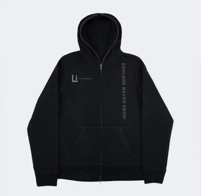LI Innovation &quot;Explore Never Ends&quot; 标语外套