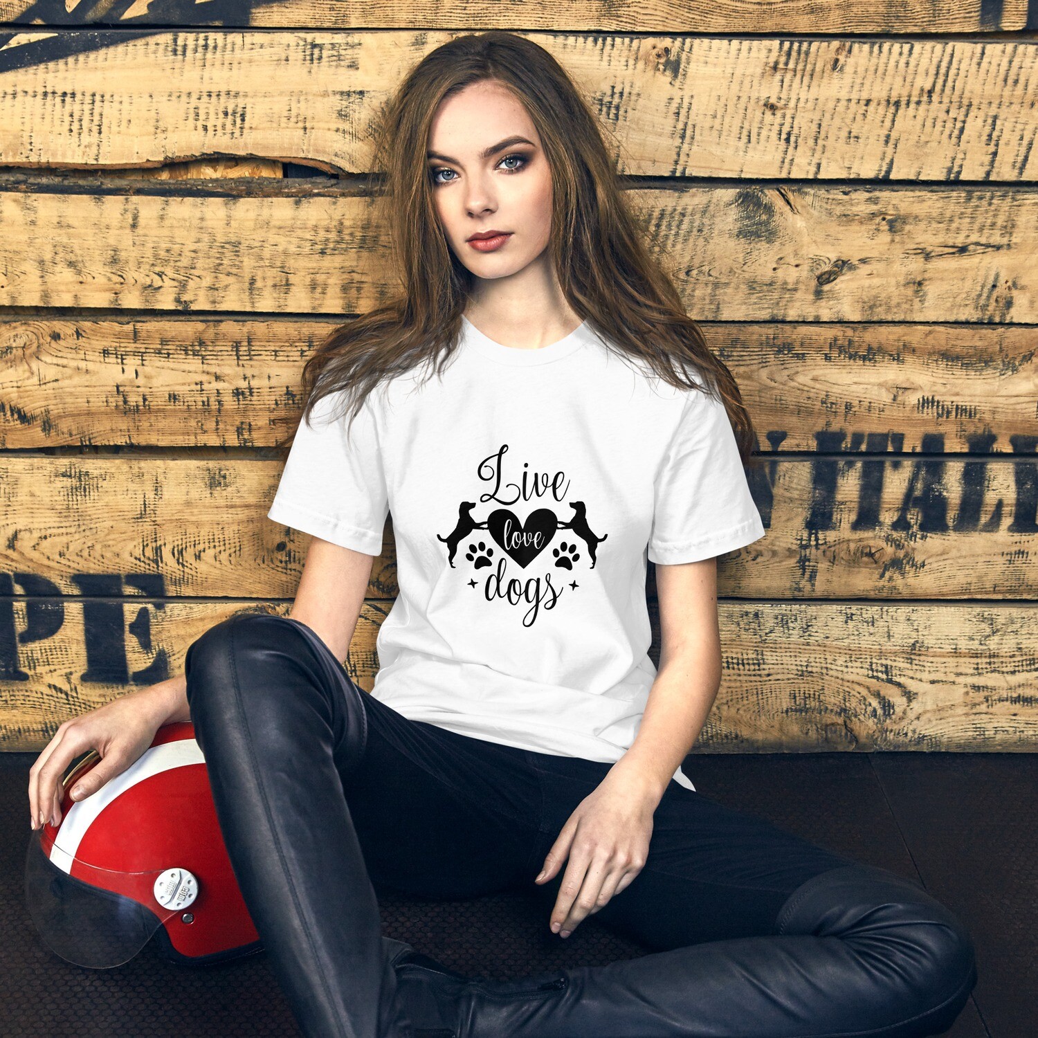 Women&#39;s Live Love Dogs T-shirt