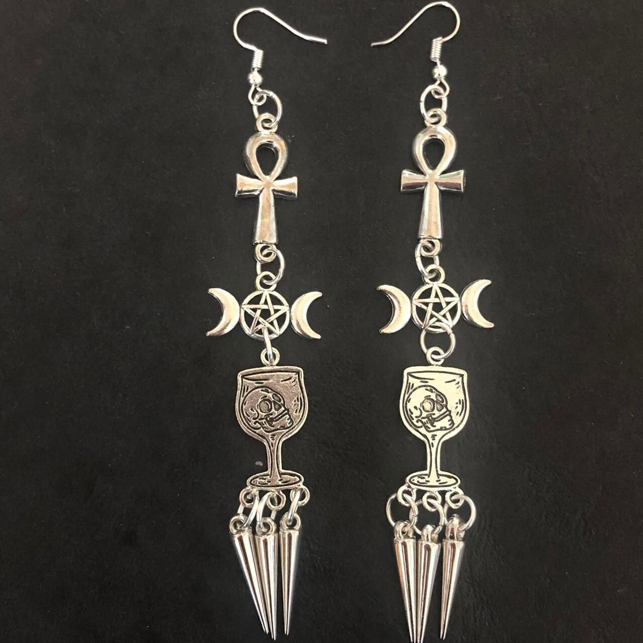 Skull Poison Elixir Gothic Earrings