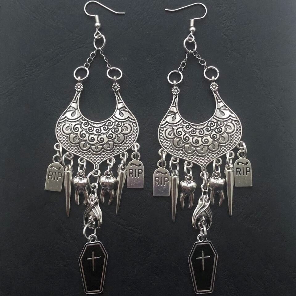 Nocturnal Fangs Gothic Earrings
