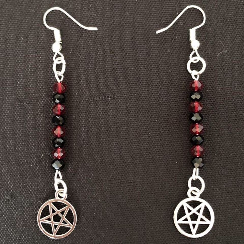 Beaded Buddies: Pentagram Gothic Earrings